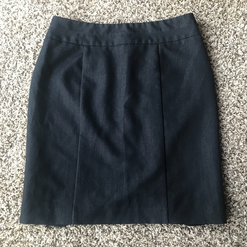 Navy pencil skirt - Picture 1 of 3